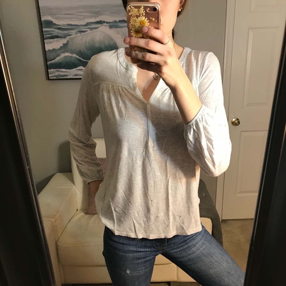 Gap shirt
